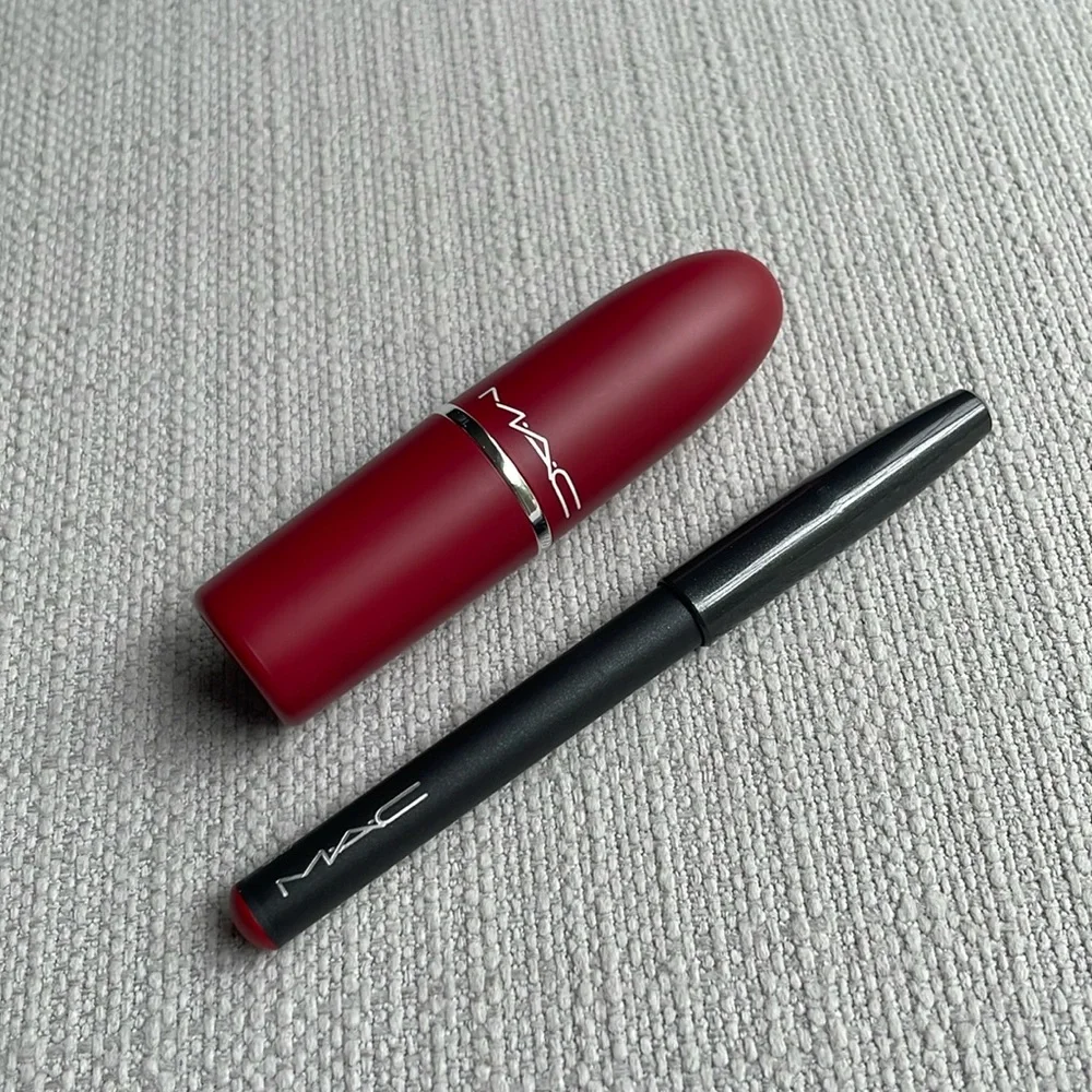MAC Retro Matte Lipstick - 707 Ruby woo & mini lip liner set